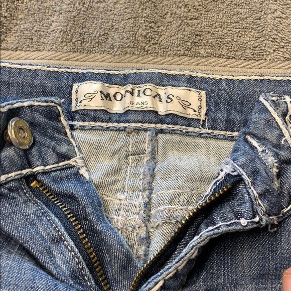 Monica’s distressed size 13 blue jeans - Picture 4 of 6